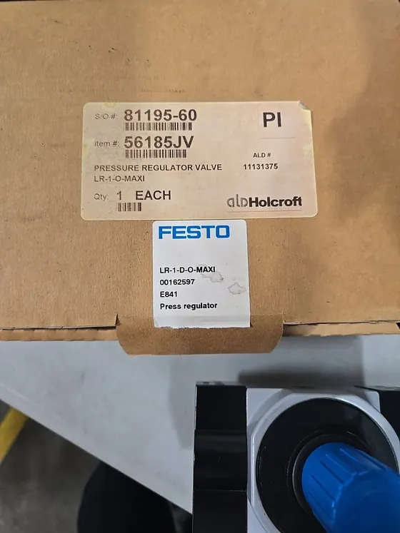 Festo LR-1-D-O-MAXI pressure regulator valve with blue adjustment knob, in its box