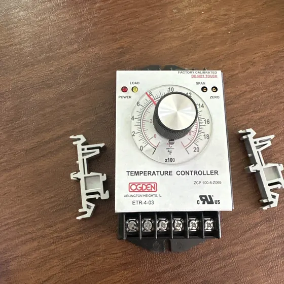 Ogden ETR-4-03 panel-mount temperature controller, front dial and rear terminal block